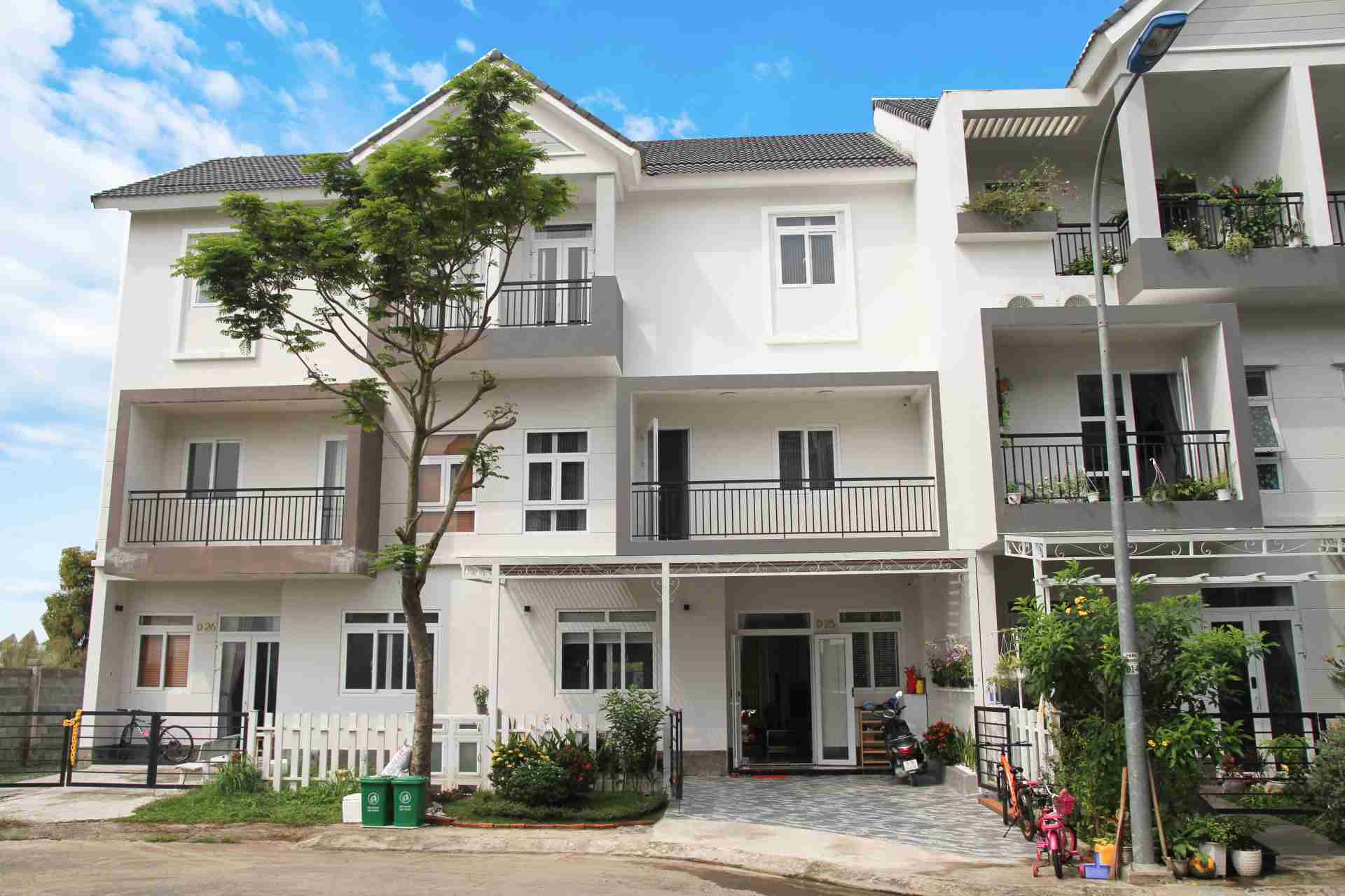park riverside villa